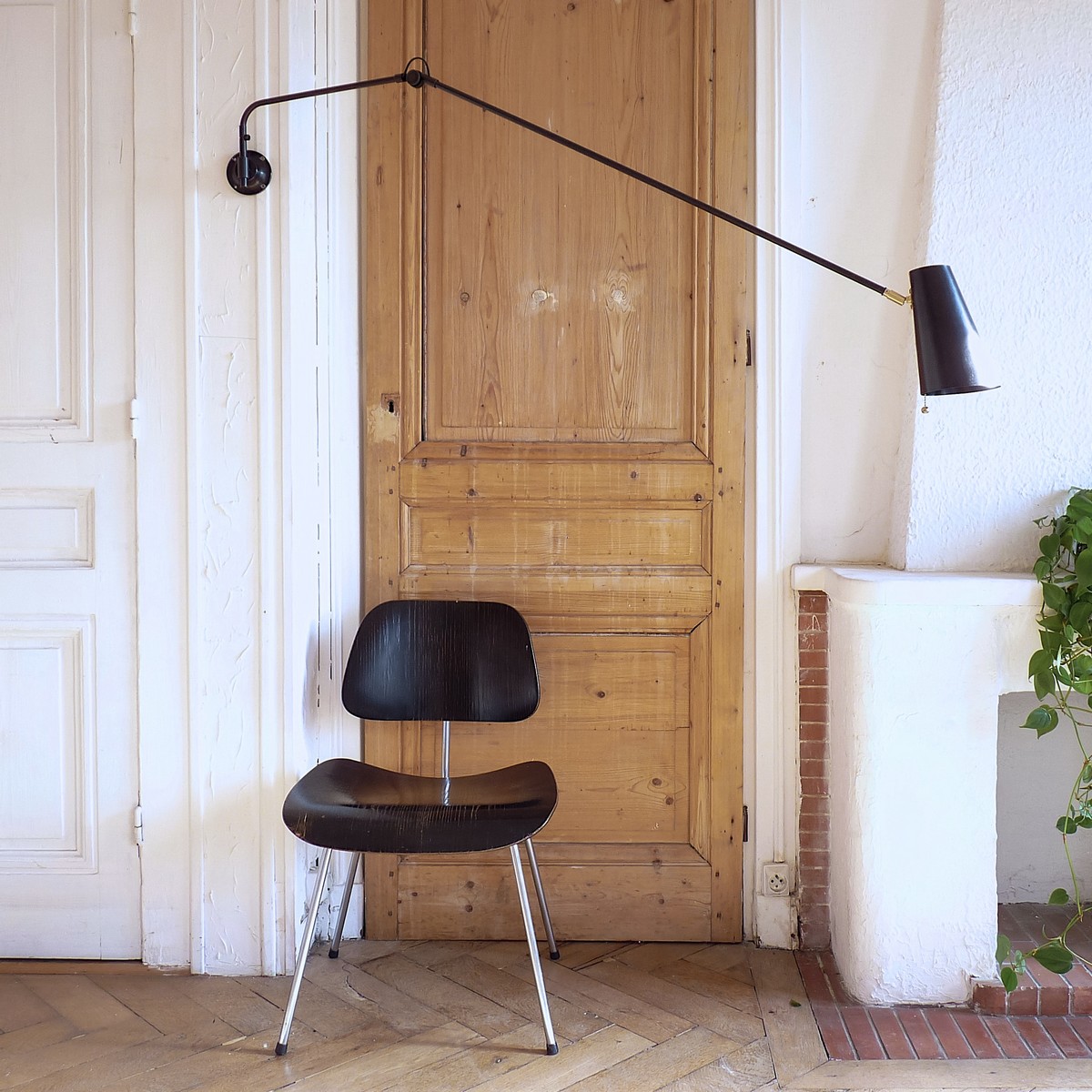 swing jib wall lamp French design light articulated
